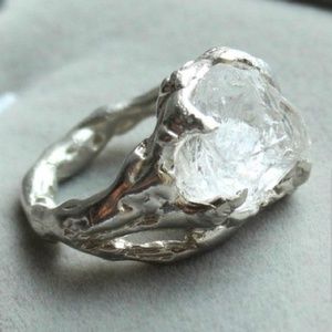 Crystal ring